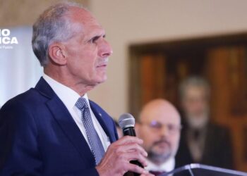 Presidente Asfura reitera llamado a los 128 diputados a unirse en el rescate de la ENEE y transformar Honduras