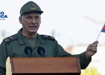 DÃaz-Canel dice que alistar la defensa de Cuba frente a EEUU es un "objetivo fundamental"
