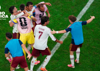 0-2 España le amarga la fiesta a Mbappé y es !finalista del Mundial!