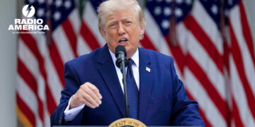 Trump impone aranceles del 50 % a la mayoría de las importaciones procedentes de Canadá