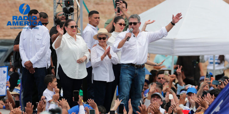 Expresidente indultado en EE.UU. pide que su proceso penal en Honduras no se politice