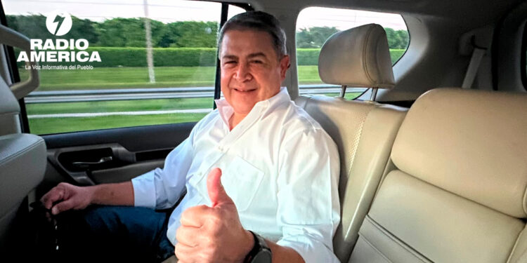 Juan Orlando Hernández vuelve a Honduras para enfrentar la Justicia tras indulto en EE.UU.