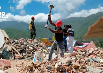 Venezuela suma 3.811 muertes tras dos semanas de los sismos y esboza su plan de vivienda
