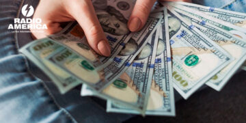 Las remesas a El Salvador, Guatemala y Honduras crecen 8,6 % entre enero y mayo de 2026