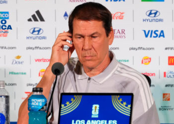 Rudi García: “Muchos consideran que nos van a eliminar, pero confío en nosotros”