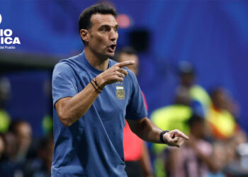 Scaloni: "Cuando estamos en dificultad y el rival duda, vemos sangre y vamos donde sea"
