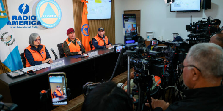Guatemala registra 42 réplicas y 58 emergencias tras terremoto de magnitud 7,4