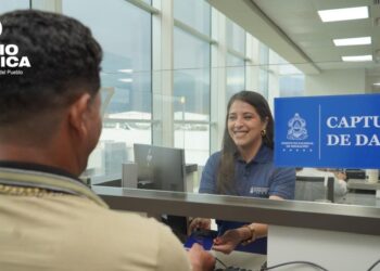 Migración reporta emisión de más de 950 pasaportes en aeropuertos