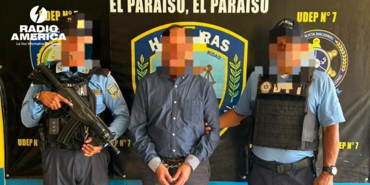 Capturan a maestro en Danlí por abusar y embarazar a una menor en el aula de clases