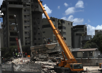 Se eleva a 2.295 los fallecidos por el doble terremoto de hace una semana en Venezuela