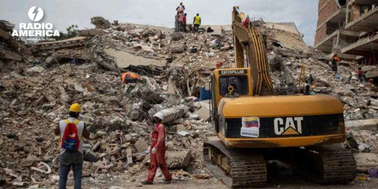 Suben a 3.535 los fallecidos y a 16.740 los heridos por los terremotos en Venezuela