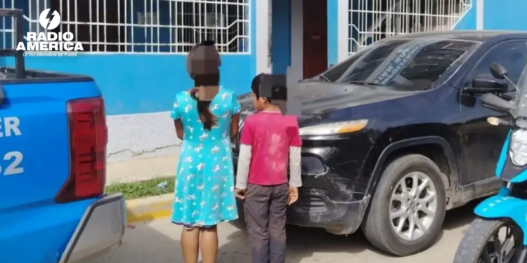 Rescatan a dos hermanos que habrían sido abandonados por su madre en Santa Bárbara