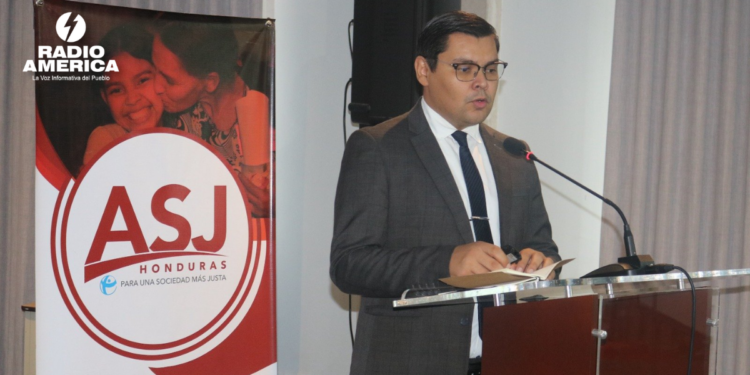 ASJ: 38 de cada 100 lempiras de deuda pública provienen de nuevos préstamos