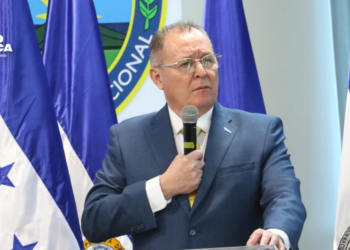 «Recibimos una institución desordenada»: ministro expone millonarias deudas heredadas en Seguridad
