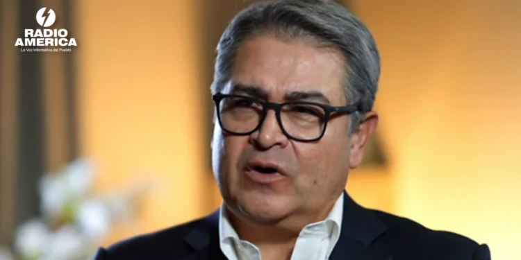Juan Orlando Hernández regresa a Honduras para enfrentar la justicia y ponerla a prueba