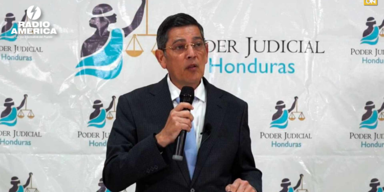 Presidente de la CSJ responde a críticas por “justicia selectiva” y asegura que nadie está por encima de la ley