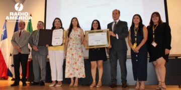 Carreras de salud de la UNAH reciben certificados de acreditación internacional