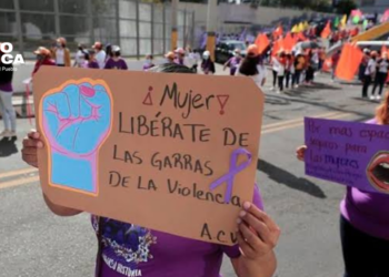 Comisión de DD.HH. hondureña pide investigar más de 8.500 asesinatos de mujeres desde 2002