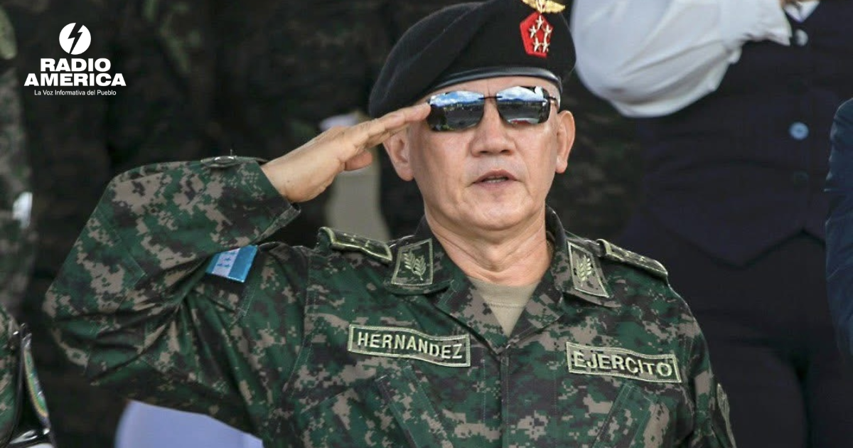 Jueza de Honduras procesa a exjefe militar por ataques a la libertad de prensa
